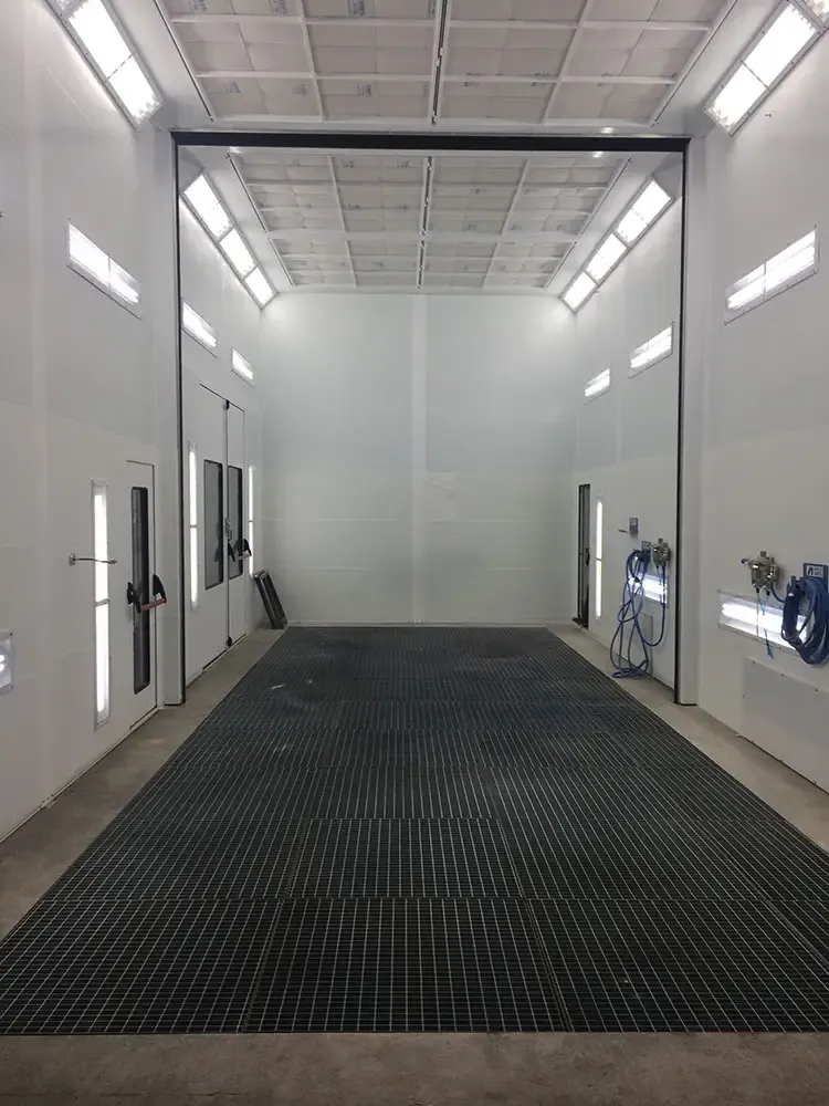 Une cabine de peinture spécifique